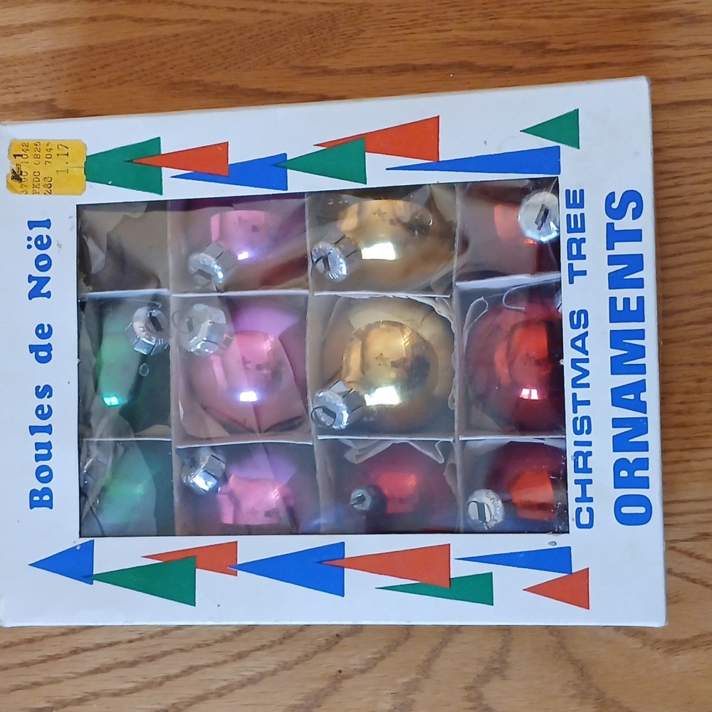 Vintage Mixed Color Christmas Ornaments